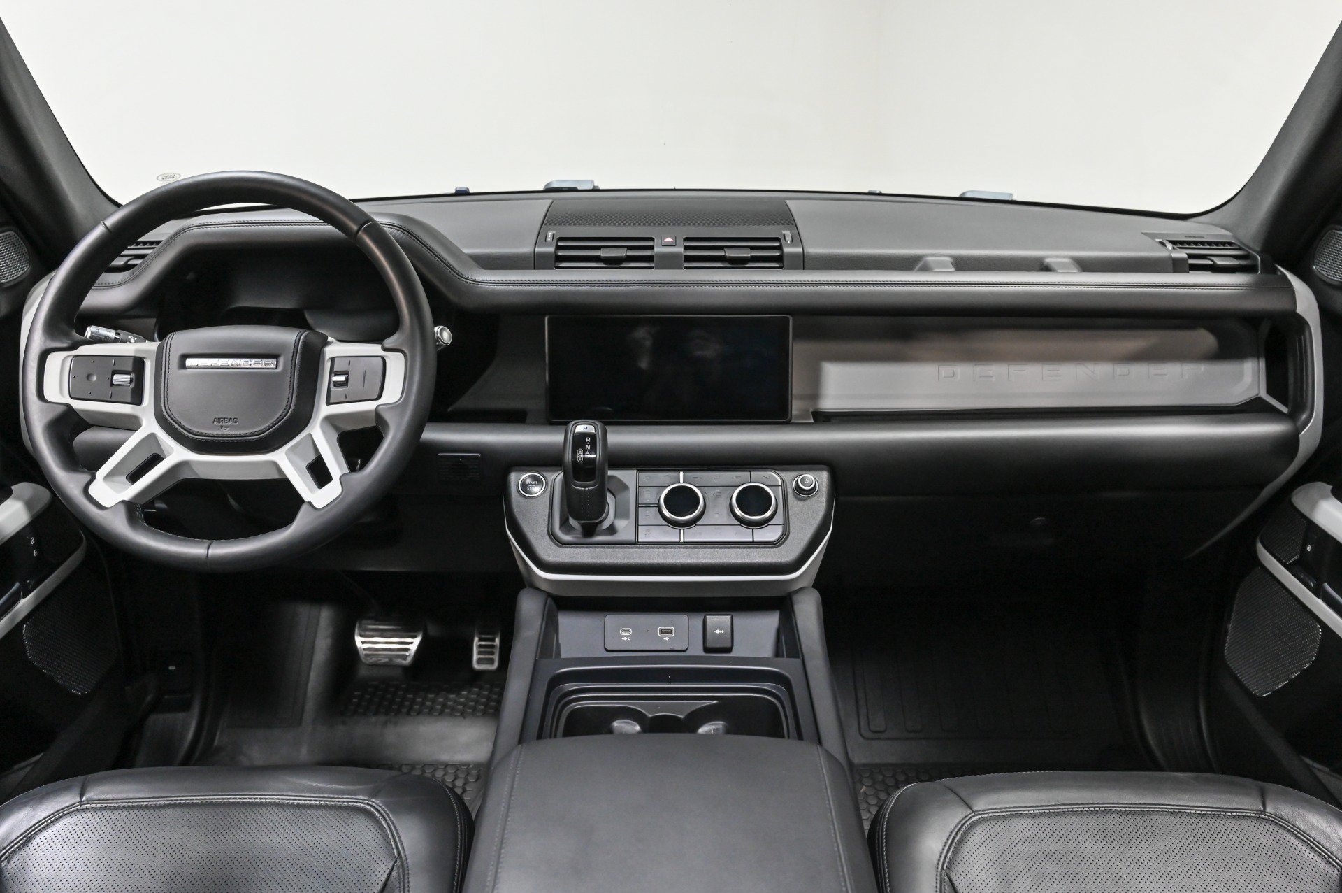Used 2020 Land Rover Defender 110 HSE AWD/4WD image 12