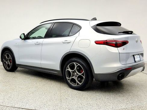 Used 2022 Alfa Romeo Stelvio Ti AWD/4WD image 7