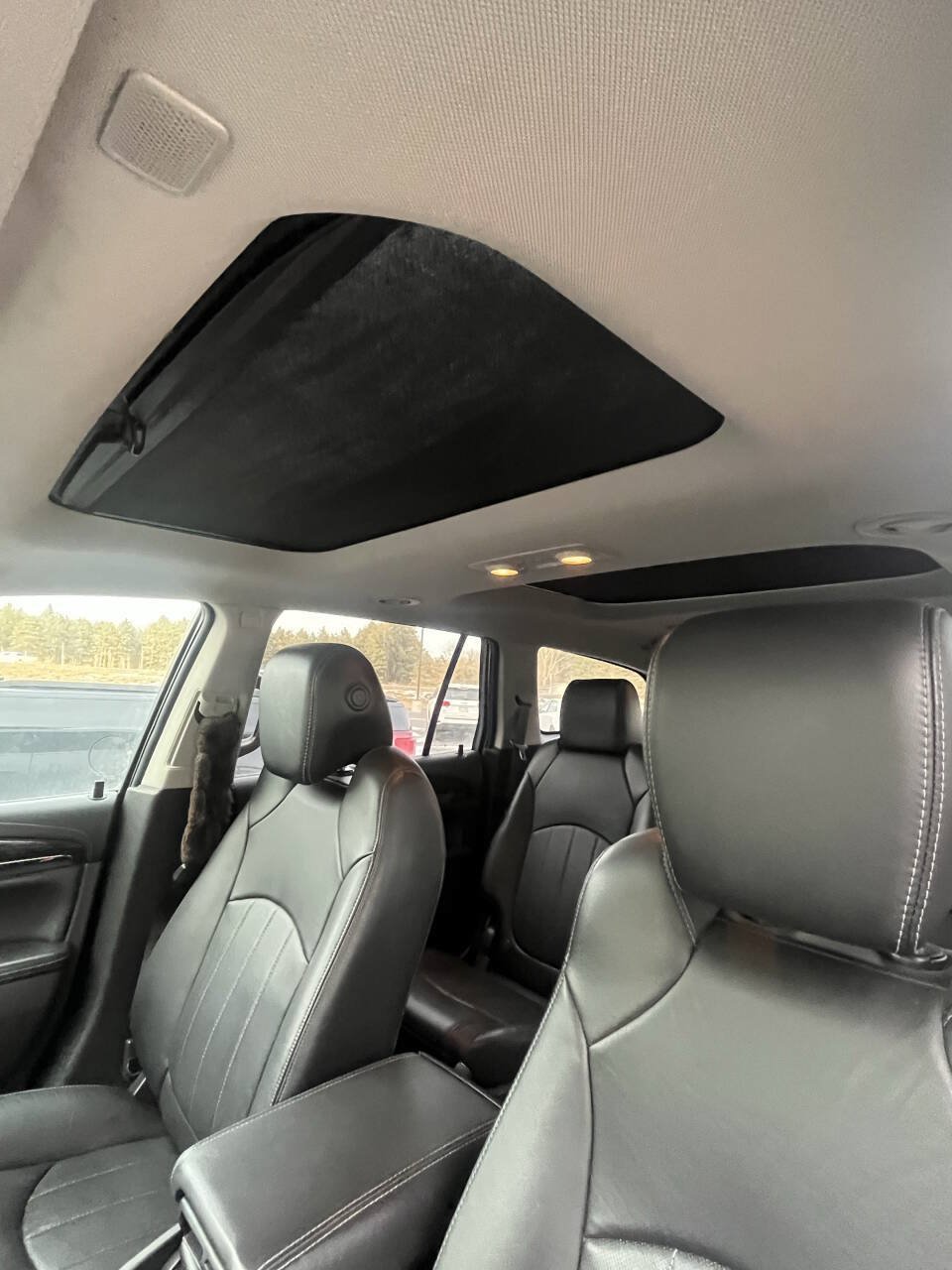 Used 2017 Buick Enclave Premium w/ Experience Buick Package AWD/4WD image 7