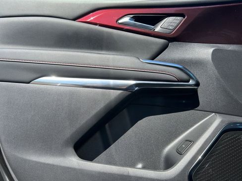 Used 2024 Chevrolet Traverse RS w/ LPO, Floor Liner Package image 22