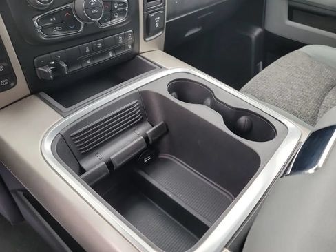 Used 2017 RAM 1500 Big Horn AWD/4WD image 17