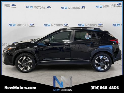 Used 2024 Subaru Crosstrek 2.5i Limited w/ Crosstrek Mirror Package AWD/4WD image 2