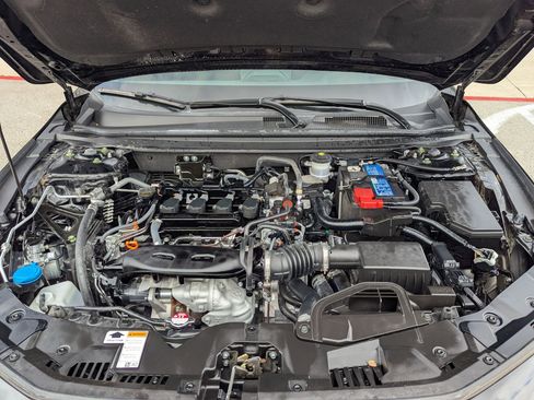 Used 2023 Honda Accord LX image 32