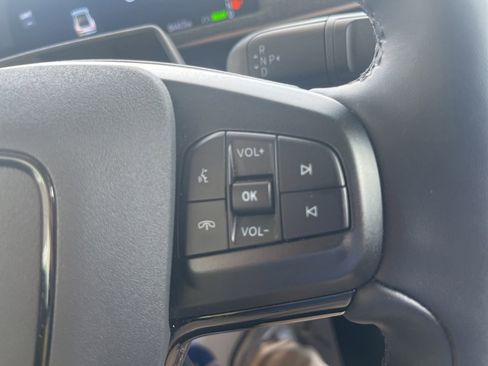 Used 2025 Ford Mustang Mach-E Premium AWD/4WD image 23