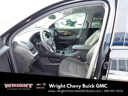 Used 2020 GMC Terrain SLE w/ Driver Convenience Package image 12