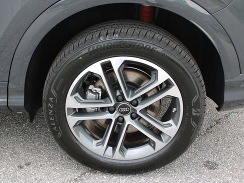 Used 2025 Audi Q5 Premium Plus w/ Premium Plus AWD/4WD image 36