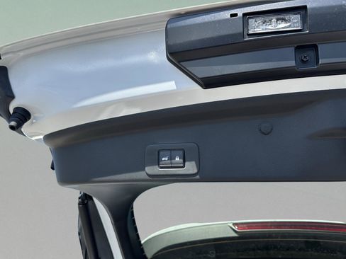 New 2026 Nissan Murano Platinum w/ Cargo Package AWD/4WD image 8