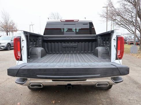 Used 2024 GMC Sierra 1500 SLT w/ SLT Premium Plus Package image 23
