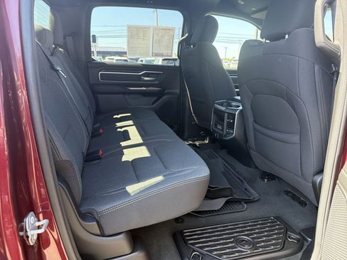 Used 2022 RAM 1500 Big Horn AWD/4WD image 17