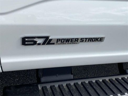 New 2025 Ford F550 4x4 Crew Cab Super Duty image 29
