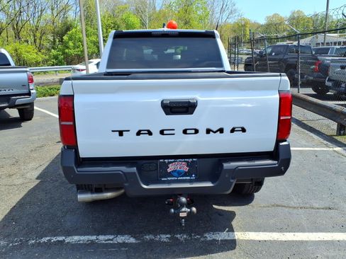 Used 2025 Toyota Tacoma SR w/ SR Upgrade Package RWD image 5