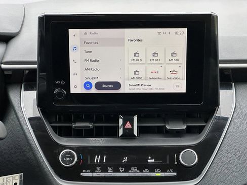 Used 2023 Toyota Corolla LE image 14