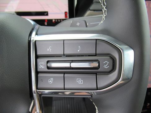 New 2026 GMC Acadia Denali Ultimate FWD image 26