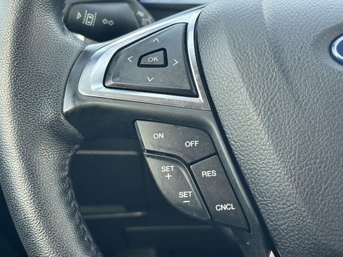 Used 2024 Ford Edge SEL w/ Convenience Package image 18