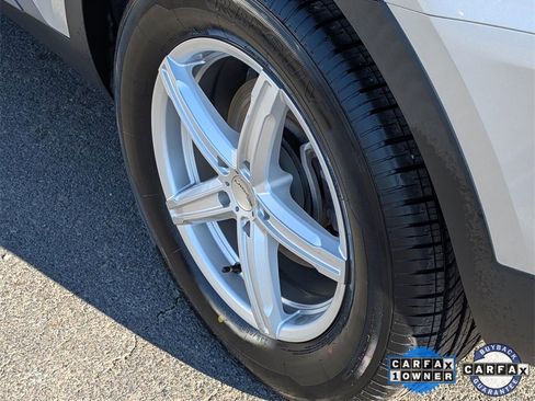 Used 2022 Kia Sorento LX image 7