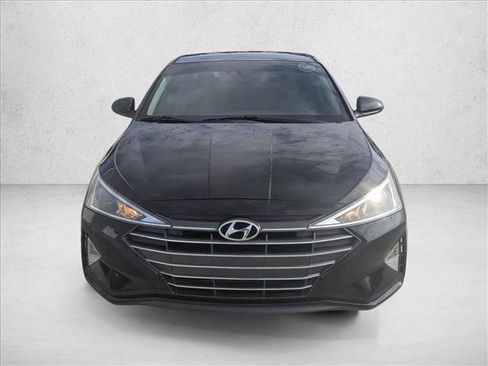 Used 2019 Hyundai Elantra SEL FWD image 2