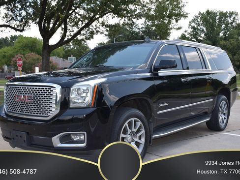Used 2016 GMC Yukon XL Denali w/ Open Road Package AWD/4WD image 2