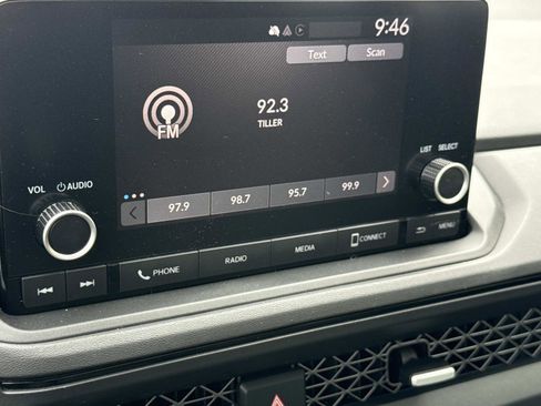 Certified 2023 Honda Accord EX image 4