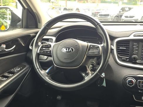 Used 2019 Kia Sorento FWD w/ LX Convenience Package image 35