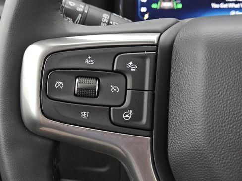 Used 2023 Chevrolet Tahoe Z71 w/ Luxury Package AWD/4WD image 19