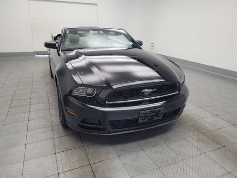 Used 2013 Ford Mustang Convertible RWD image 14