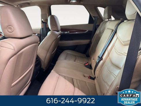 Used 2017 Cadillac XT5 Platinum AWD/4WD image 21