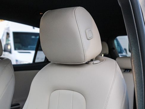 Certified 2025 Mercedes-Benz GLA 250 4MATIC image 22