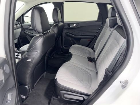 Used 2024 Ford Escape Platinum w/ Premium Technology Package image 33