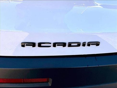 Certified 2023 GMC Acadia SLT w/ Elevation Edition image 30