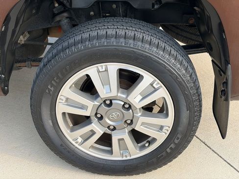 Used 2014 Toyota Tundra 1794 Edition image 24