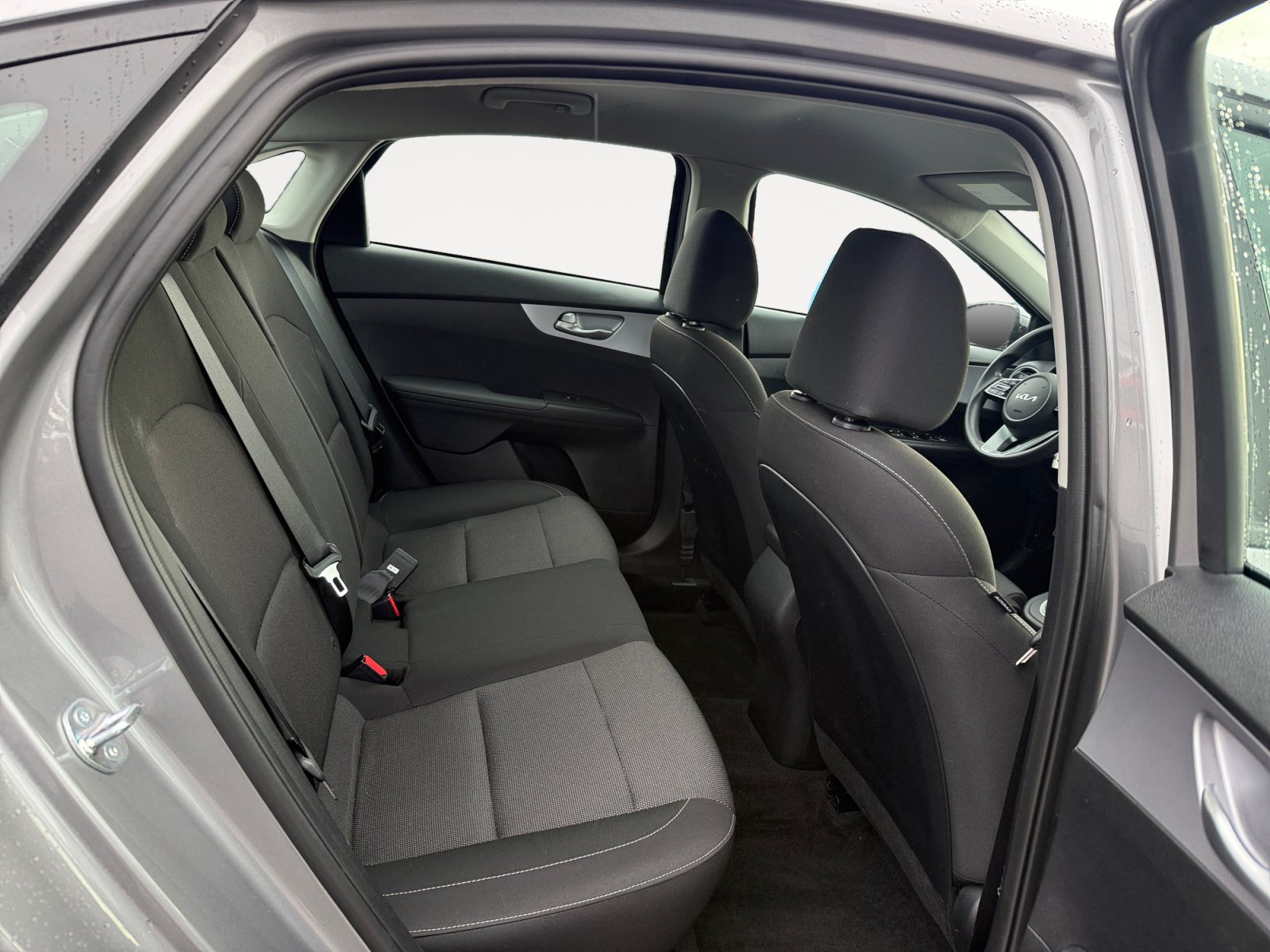 Used 2024 Kia Forte LXS w/ LXS Technology Package FWD image 18