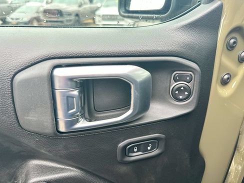 New 2026 Jeep Gladiator Sport AWD/4WD image 15