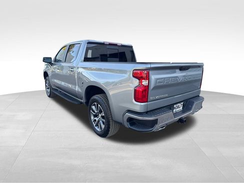 Used 2025 Chevrolet Silverado 1500 LT AWD/4WD image 3