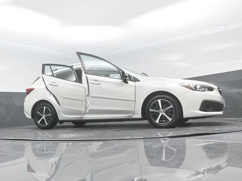 Used 2023 Subaru Impreza 2.0i Premium AWD/4WD image 34