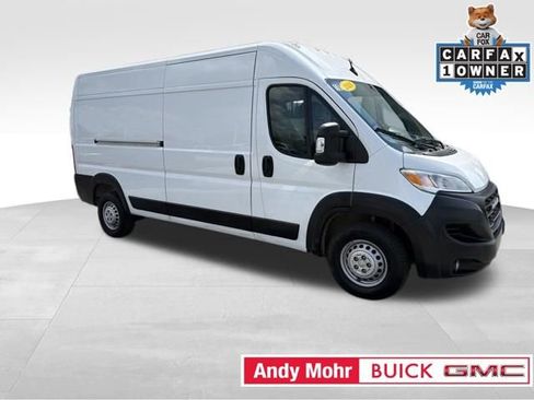 Used 2024 RAM ProMaster 2500 w/ Convenience Group FWD image 2
