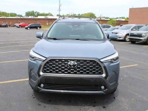 Certified 2023 Toyota Corolla Cross XLE w/ Convenience Package AWD/4WD image 3