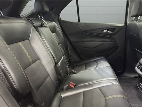 Used 2023 Chevrolet Equinox Premier image 31