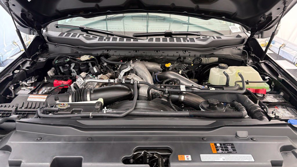 New 2026 Ford F350 Lariat w/ Tremor Off-Road Package AWD/4WD image 8