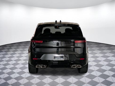 New 2026 Land Rover Range Rover Sport Dynamic SE AWD/4WD image 8