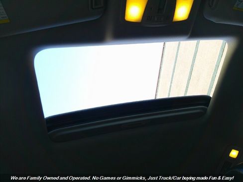 Used 2015 INFINITI QX80 2WD w/ Deluxe Technology Package image 53