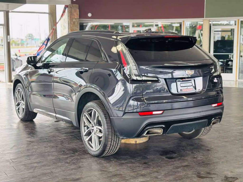Used 2022 Cadillac XT4 Sport w/ Enhanced Visibility Package AWD/4WD image 13