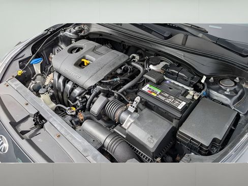 Used 2019 Kia Forte LXS image 36