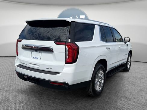 Certified 2024 GMC Yukon SLT AWD/4WD image 3