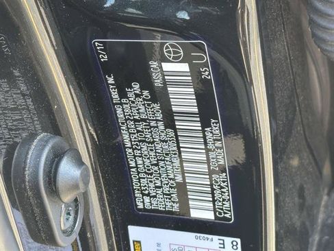 Used 2018 Toyota C-HR XLE FWD image 13