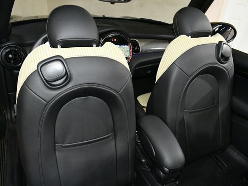 Used 2023 MINI Cooper S w/ MINI Resolute Edition image 15