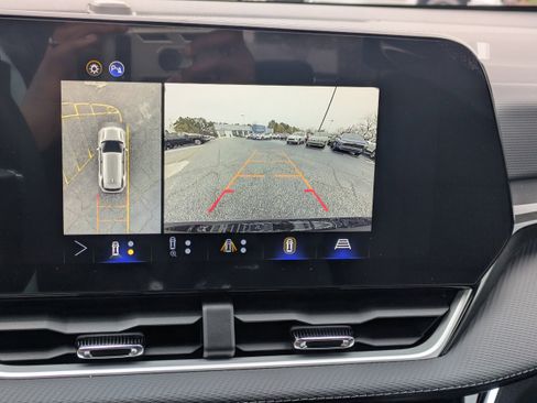 New 2026 Chevrolet Equinox LT w/ Safety and Technology Package image 21