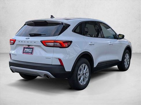 Used 2025 Ford Escape Active AWD/4WD image 5