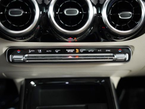 Certified 2026 Mercedes-Benz GLA 250 4MATIC image 18