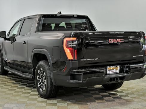 New 2026 GMC Sierra EV Elevation image 4