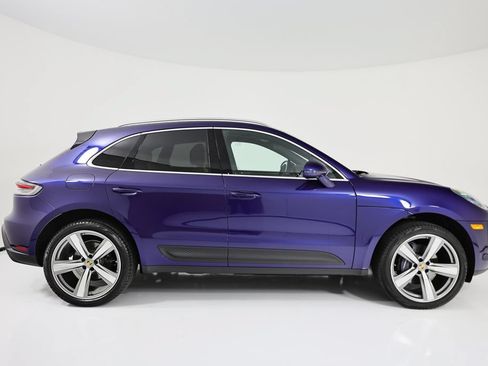 Certified 2026 Porsche Macan AWD/4WD image 8